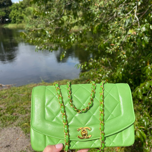 Chanel Rare Green Vintage Medium Lambskin Diana Flap Bag