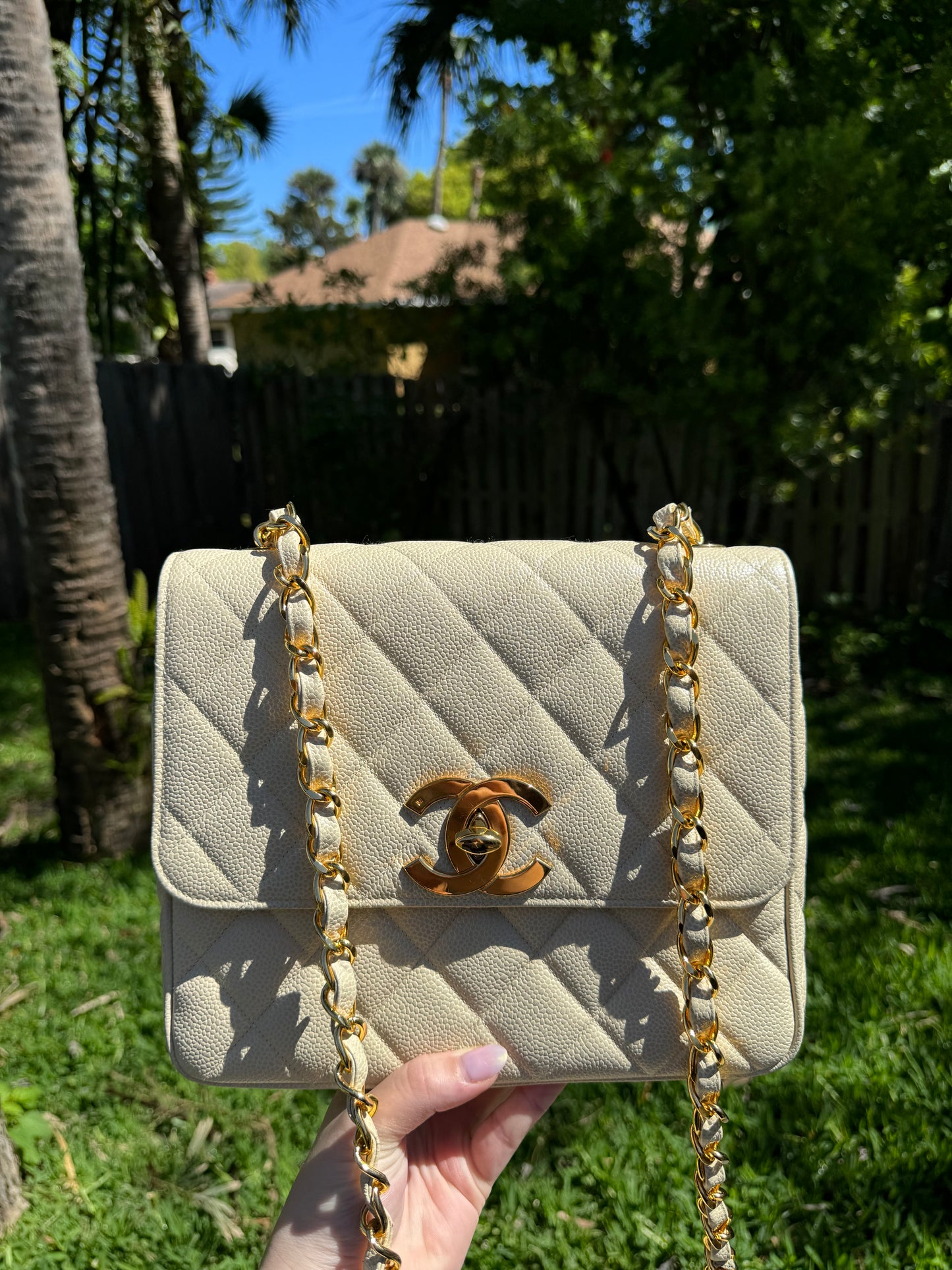 Chanel 1995 Large Diamond Quilted Caviar Flap