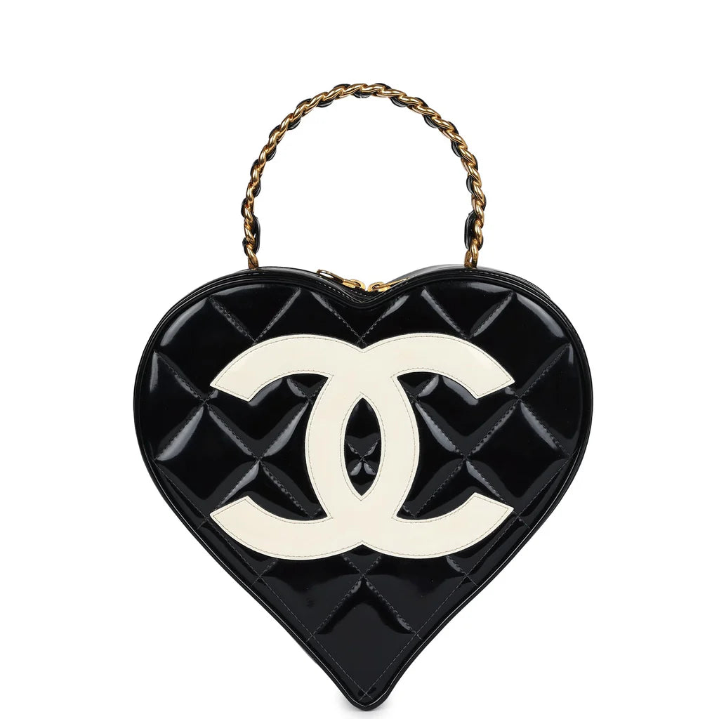 Chanel 1995 CC Heart Vanity Bag – Its A Luv Story