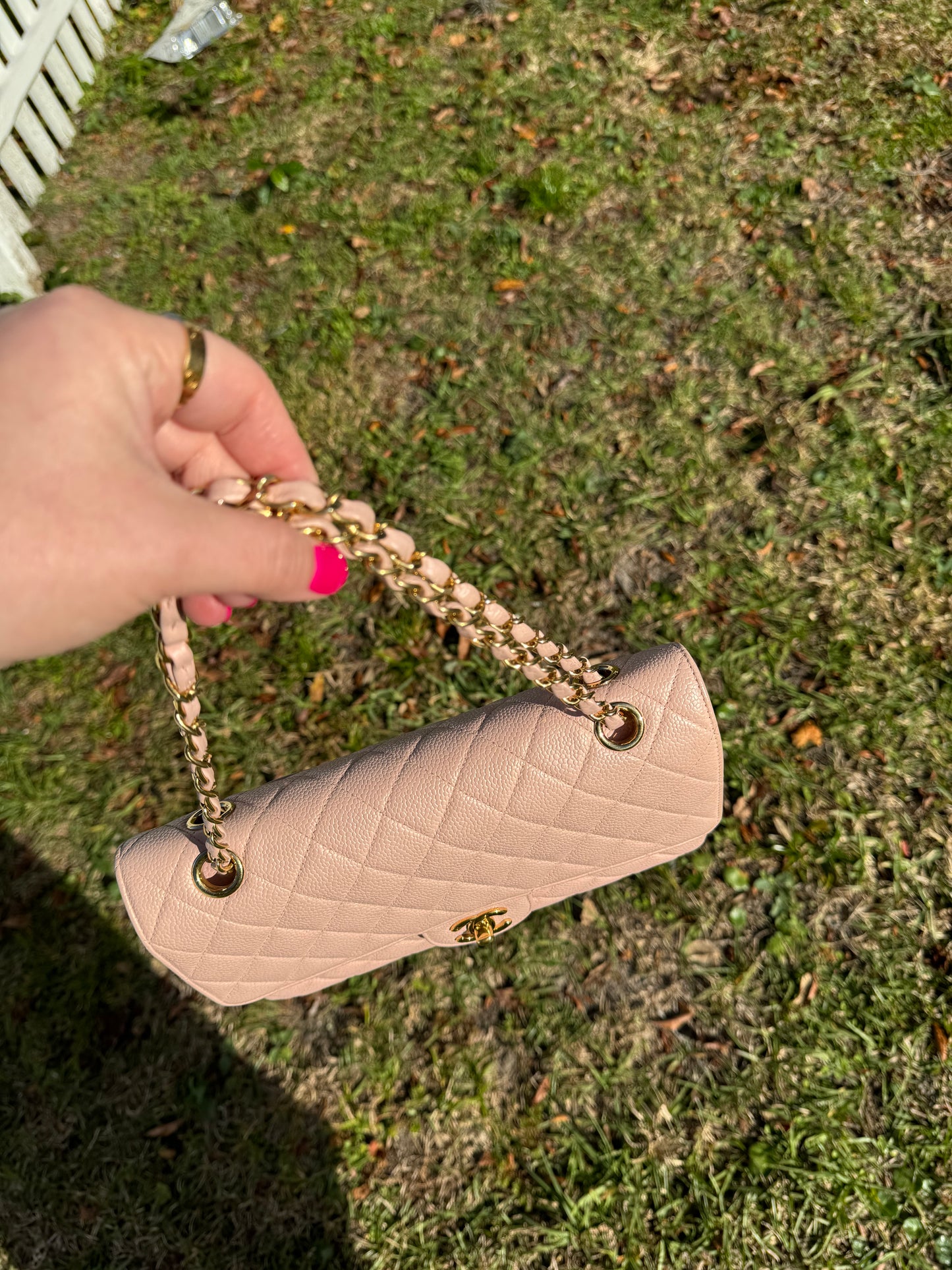 Chanel Light Pink Medium Vintage Caviar Classic Flap
