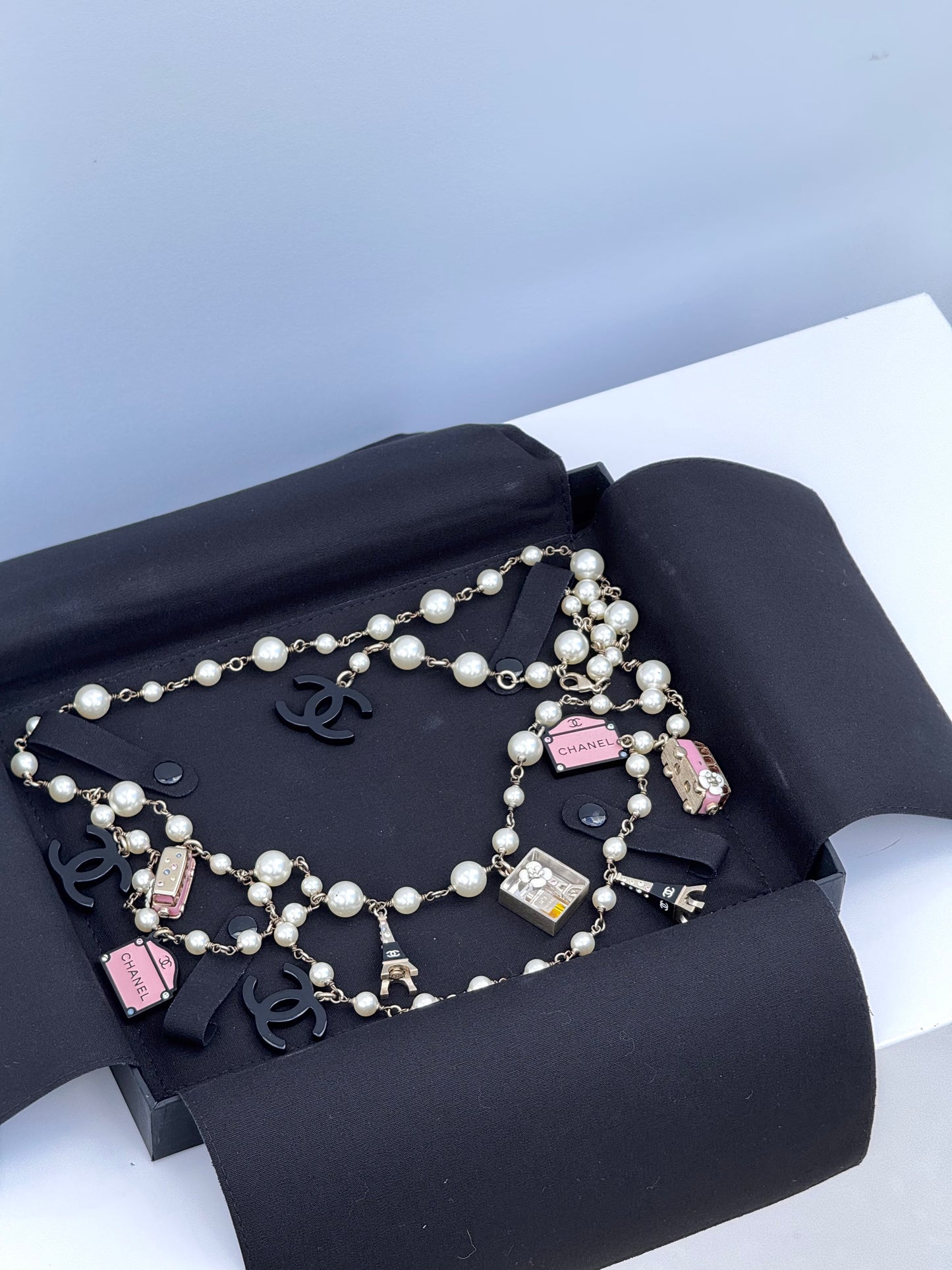 Chanel 1995 Iconic “Devil Wears Prada” Charm Belt