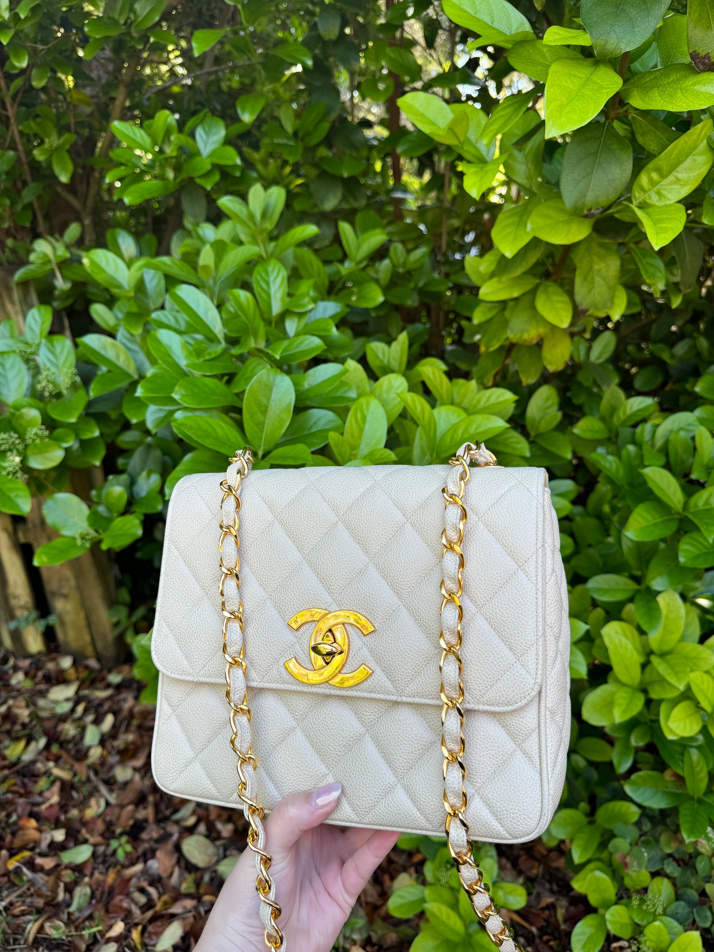 Chanel 1995 Large Diamond Quilted Caviar Flap