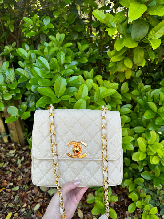 Chanel 1995 Large Diamond Quilted Caviar Flap