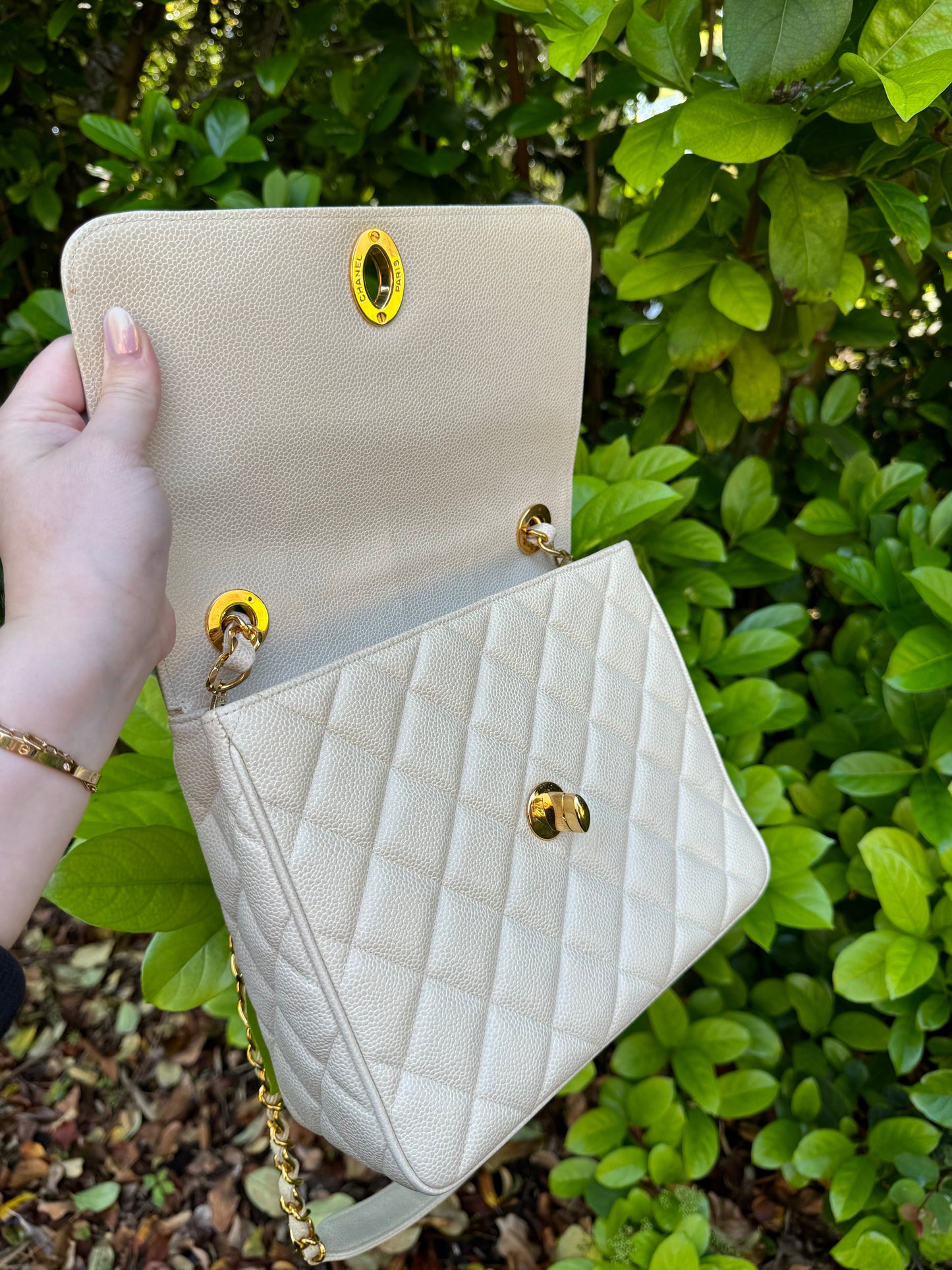 Chanel 1995 Large Diamond Quilted Caviar Flap