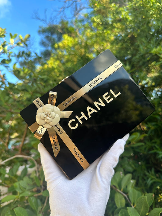 Chanel Gift Box Minaudière
