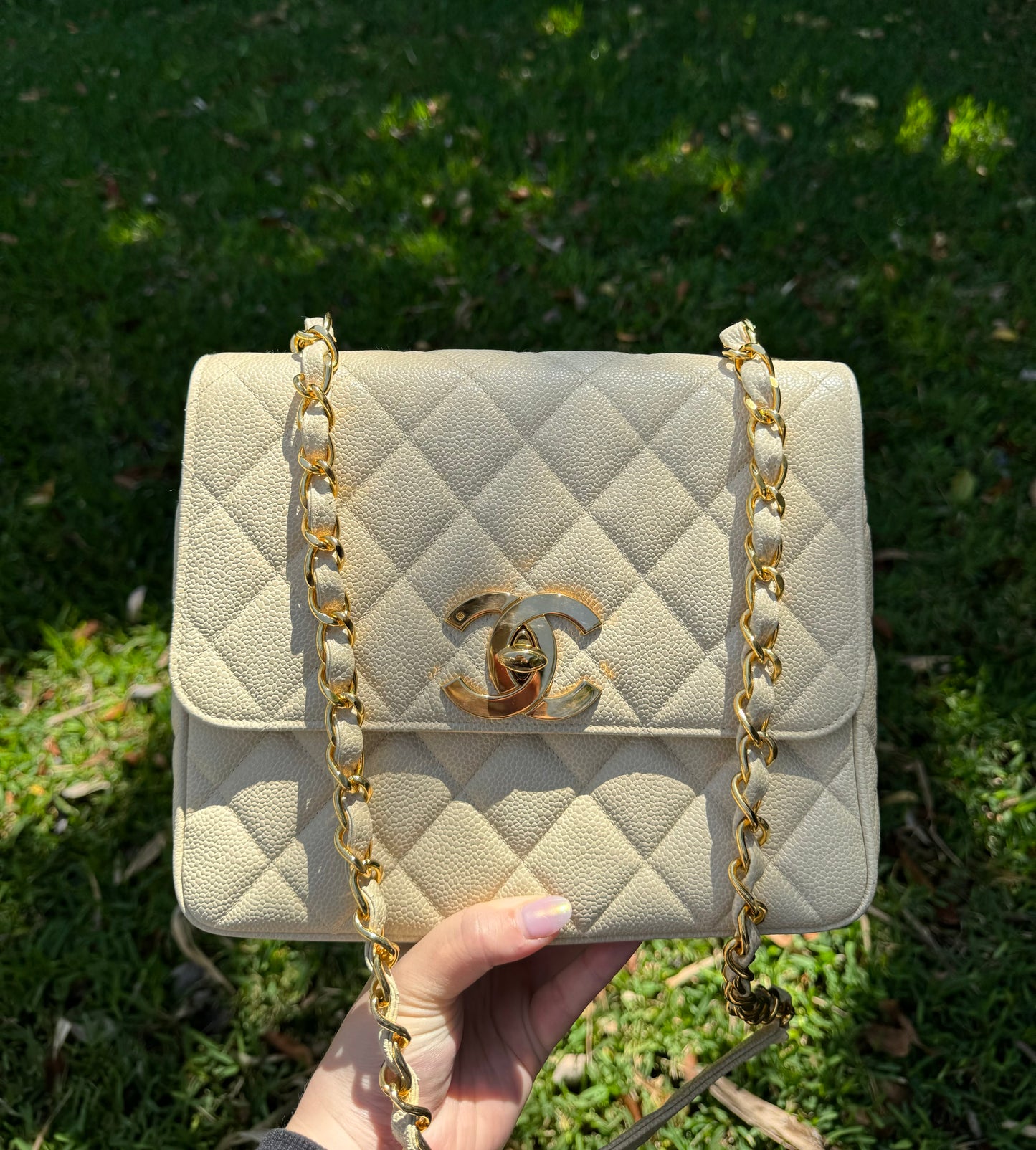 Chanel 1995 Large Diamond Quilted Caviar Flap