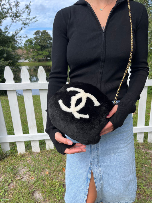 Rare Vintage Chanel Rabbit Lapin Fur Muff Bag Hand Warmer