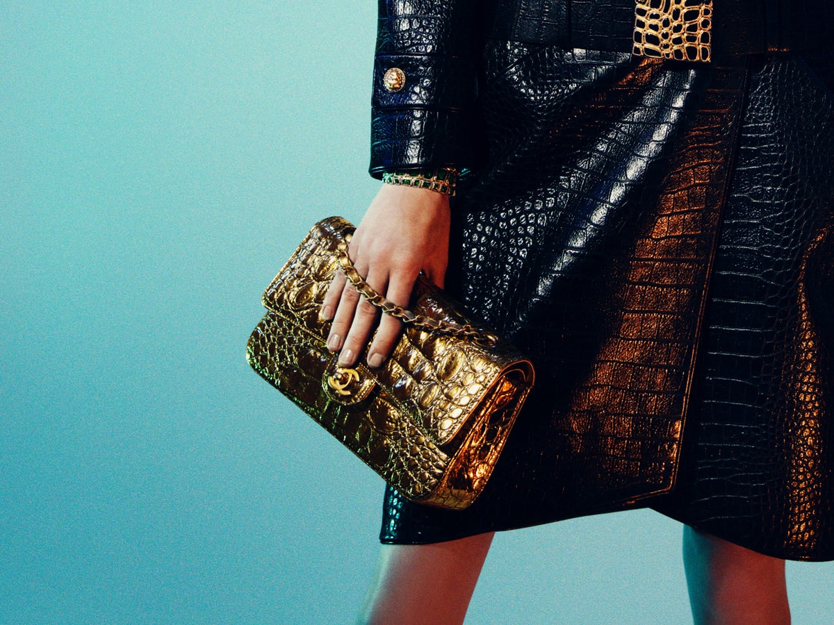 Chanel Metallic Gold Croc Embossed Medium Classic Flap Bag