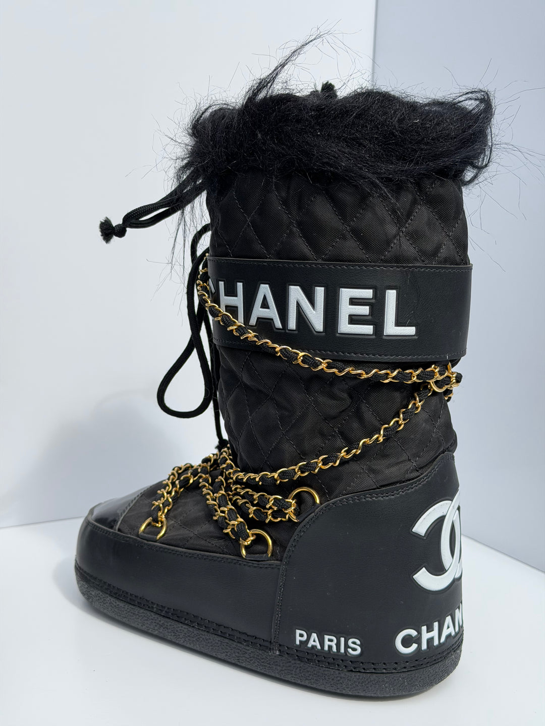 Chanel Apres Ski Moon Boots Black White 1993
