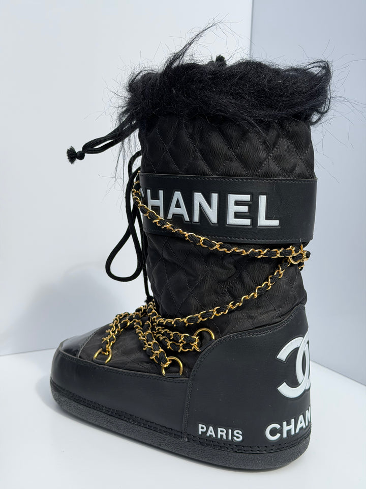 Chanel Apres Ski Moon Boots Black White 1993
