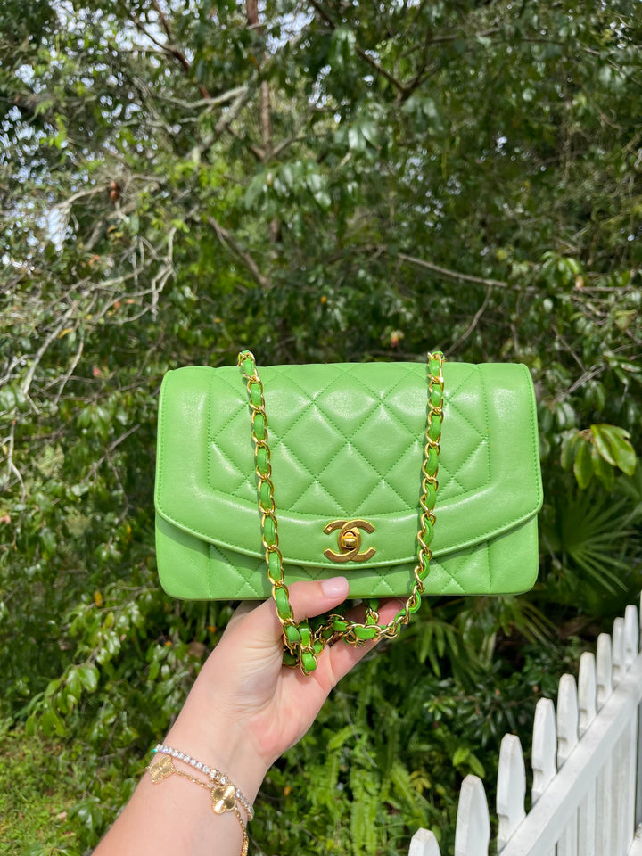 Chanel Rare Green Vintage Medium Lambskin Diana Flap Bag
