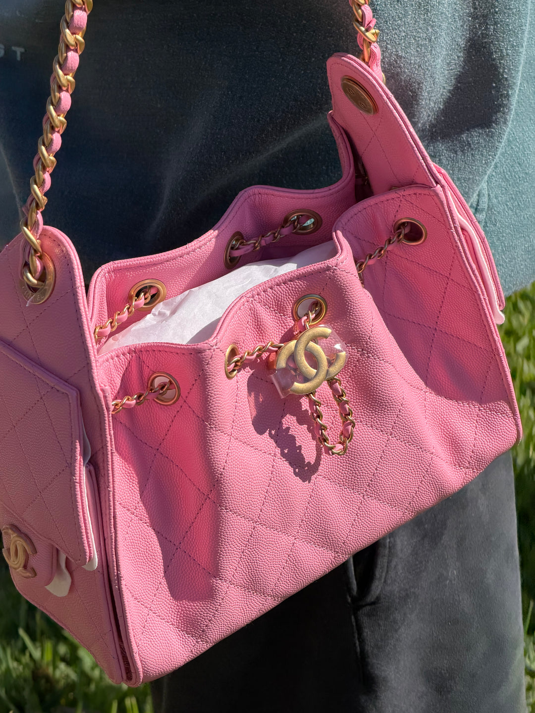 Chanel Mini 25 Hobo Bag Caviar Leather Bubblegum Pink Antique Gold Hardware 2026