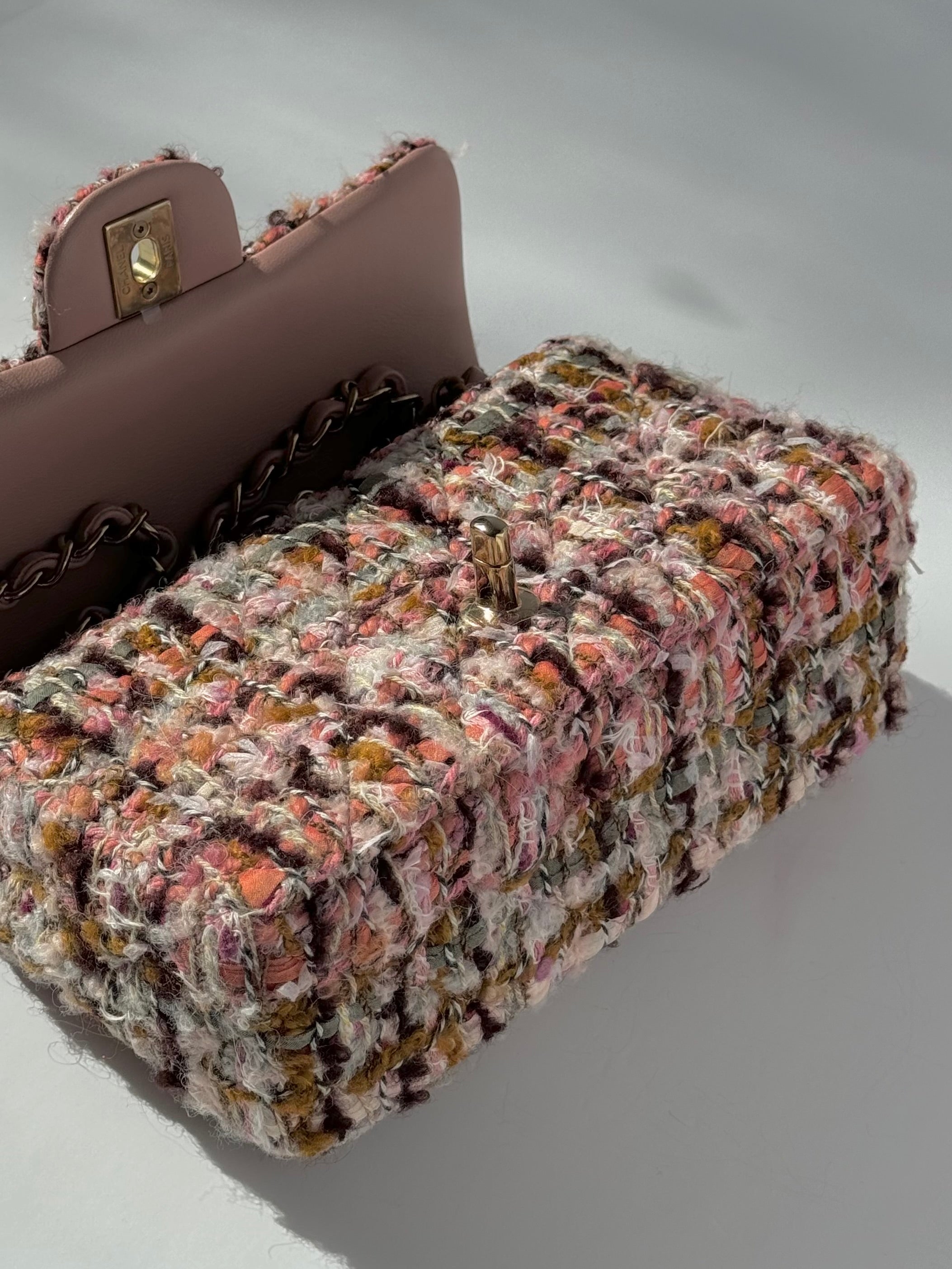 Chanel 2023 Tweed Mini Rectangular Flap Bag – Its A Luv Story