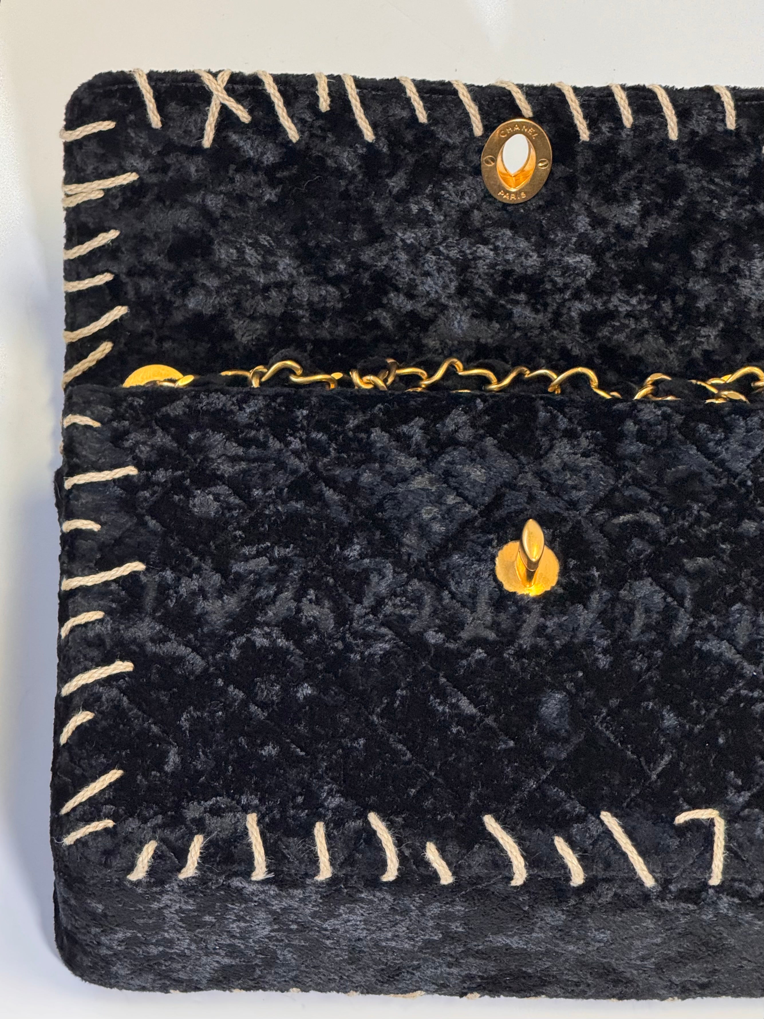Chanel 1993 Black Velvet Whipstitch CC Flap Bag – Its A Luv Story