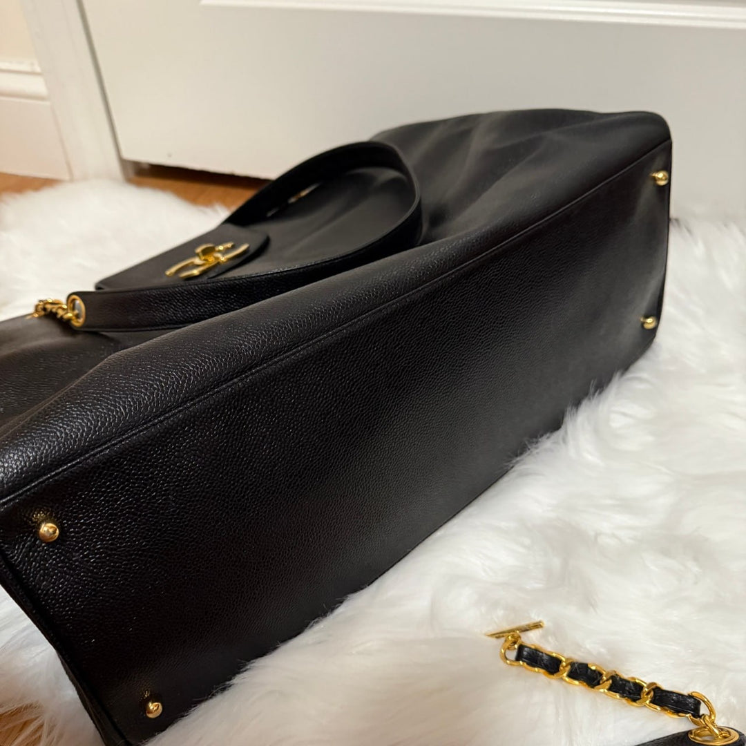 Chanel Rare Vintage Caviar XL Supermodel Tote