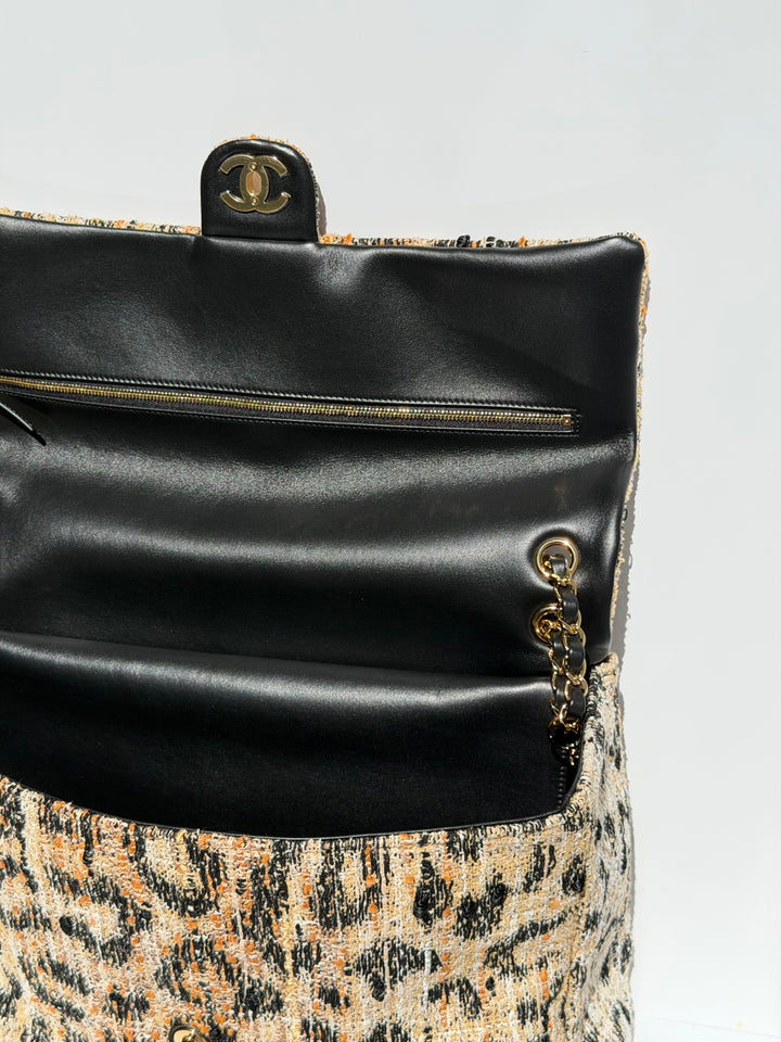 Chanel Maxi Flap Bag Brown Leopard Tweed Mixed Fibers Gold Tone Hardware Métiers D’Art 2026