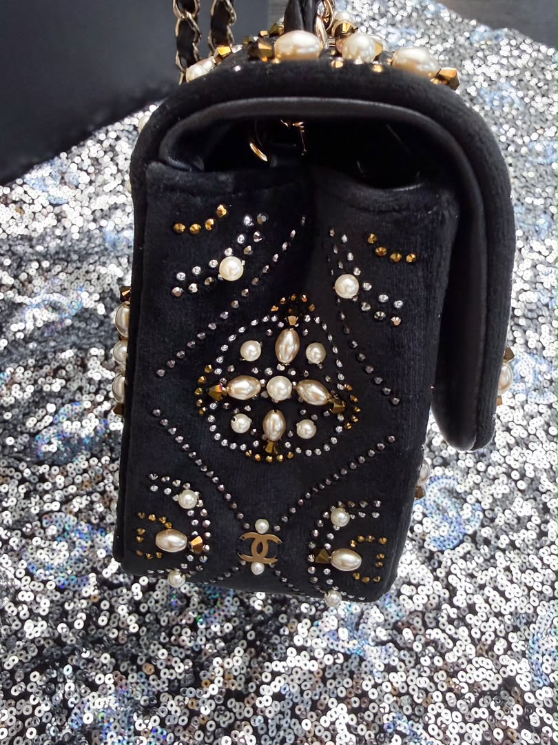 Chanel Pearl Strass CC Velvet Mini Flap Bag Black Velvet Light Gold Hardware 2021