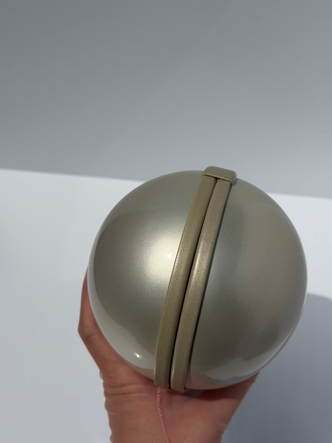 Chanel Runway Pearl Clutch Champagne Gold Lucite Black Ribbon Gold Hardware 2005