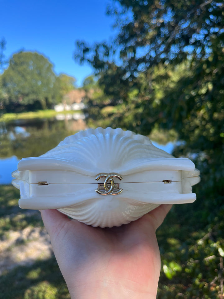 Chanel 19S White Runway Shell Minaudiere