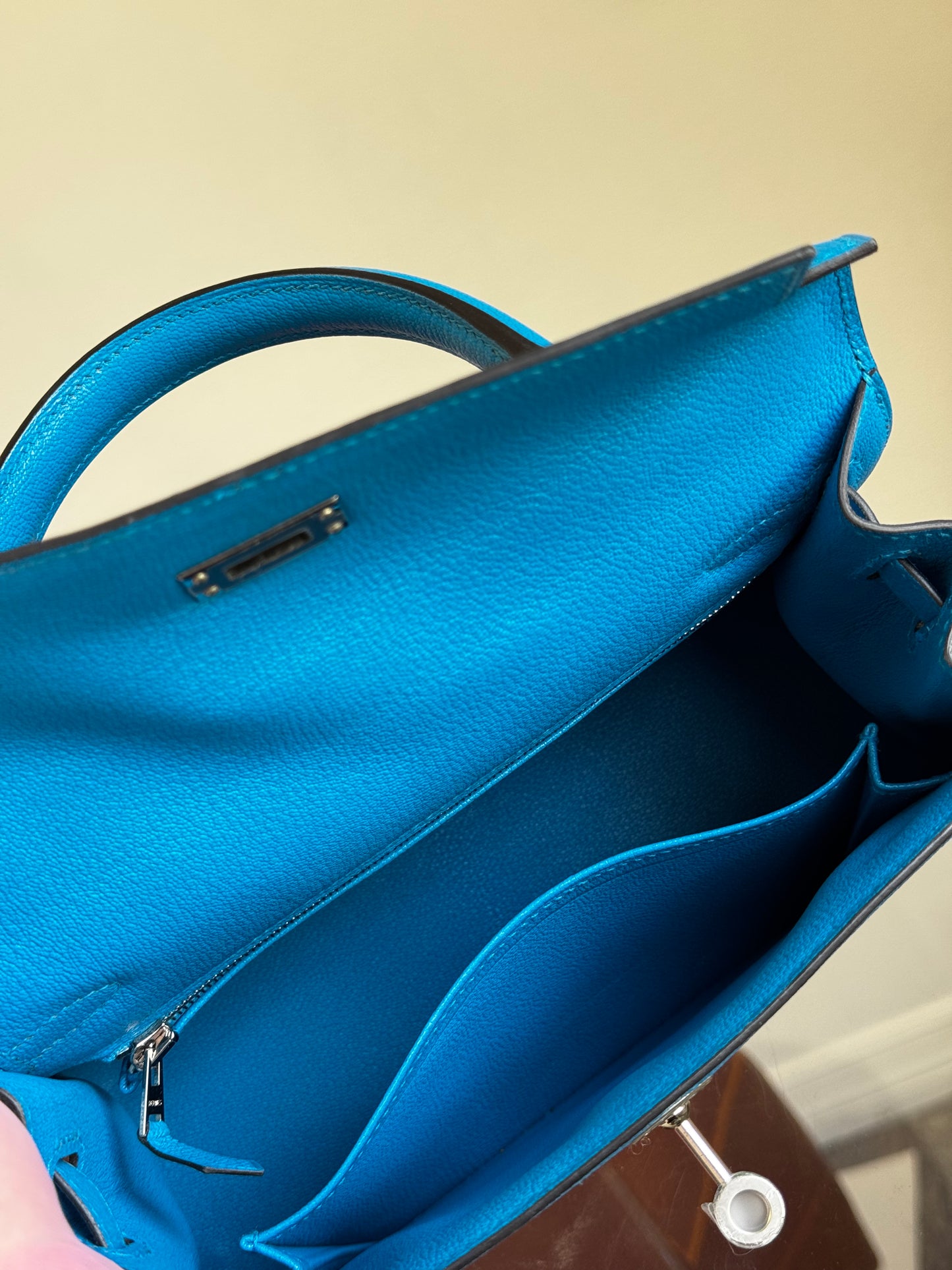 Hermes Bleu Frida Chèvre Kelly 25 Sellier