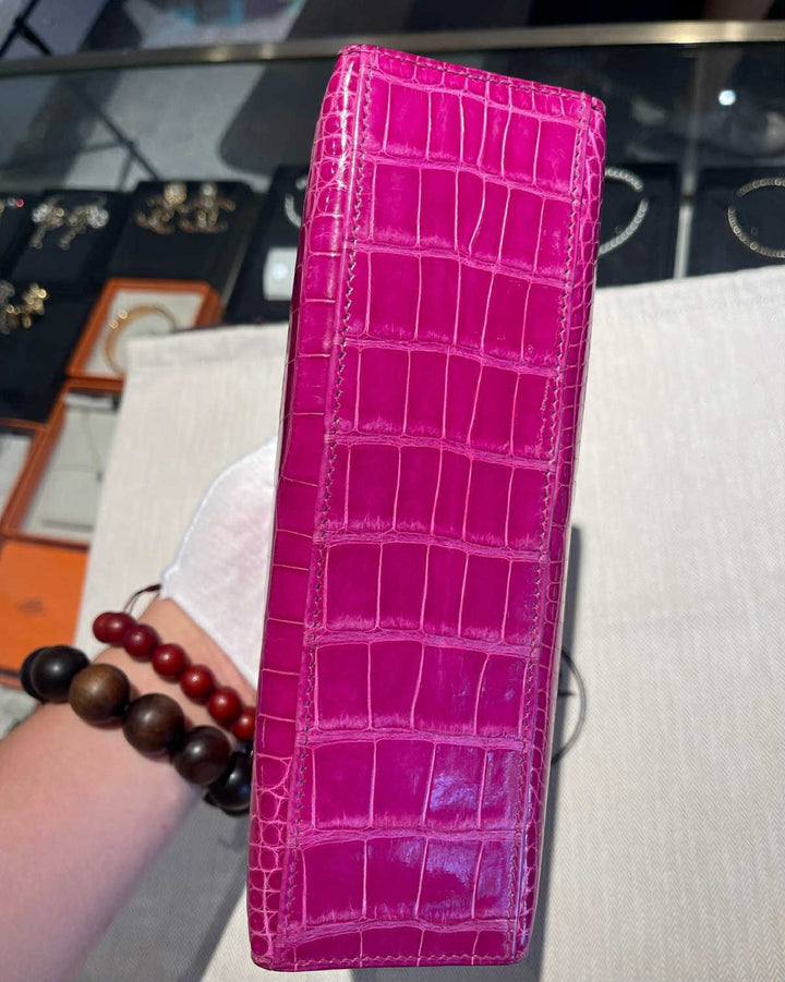 Hermes Rose Scheherazade Alligator Kelly Pochette
