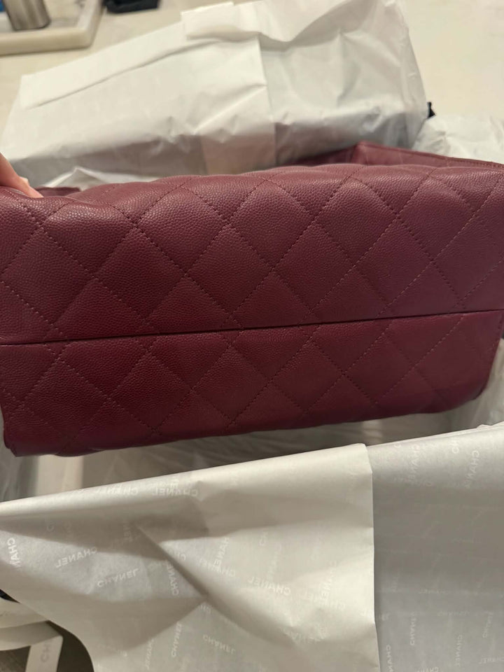 Chanel Small 25 Hobo Bag Caviar Leather Burgundy Antique Gold Hardware 2026
