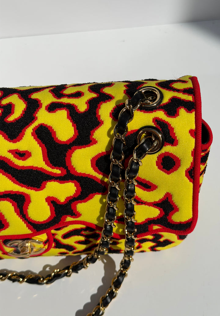 Chanel Maxi Runway Flap Bag in Yellow, Red & Black Mixed Fibers Gold Hardware Métiers d’Art 2026