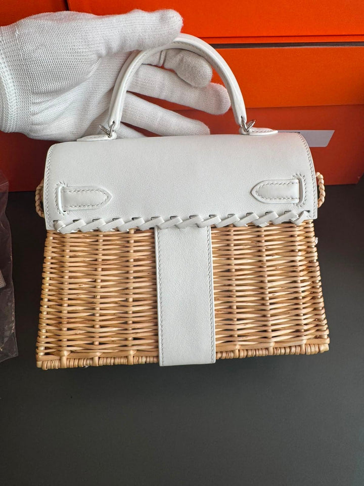 Hermès Mini Kelly Picnic Wicker New White Palladium Hardware 2020