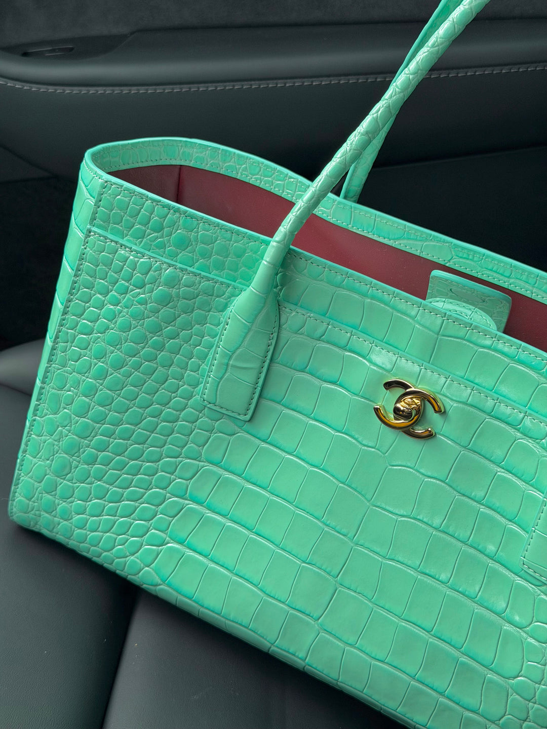 Chanel Small Shopping Bag Crocodile Embossed Calfskin Green 2026