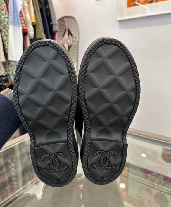 Chanel 22K Black/White Caoutchouc CC Logo Thigh High Rain Boot