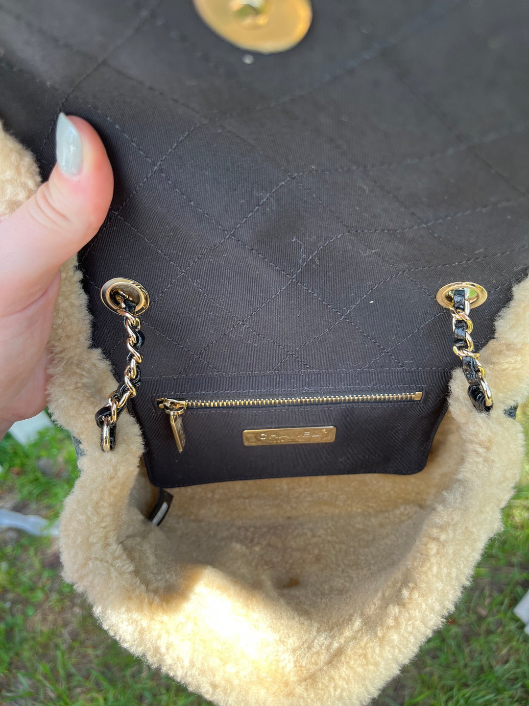Chanel Black Shiny Crumpled Sheepskin and Shearling Mania Flap
