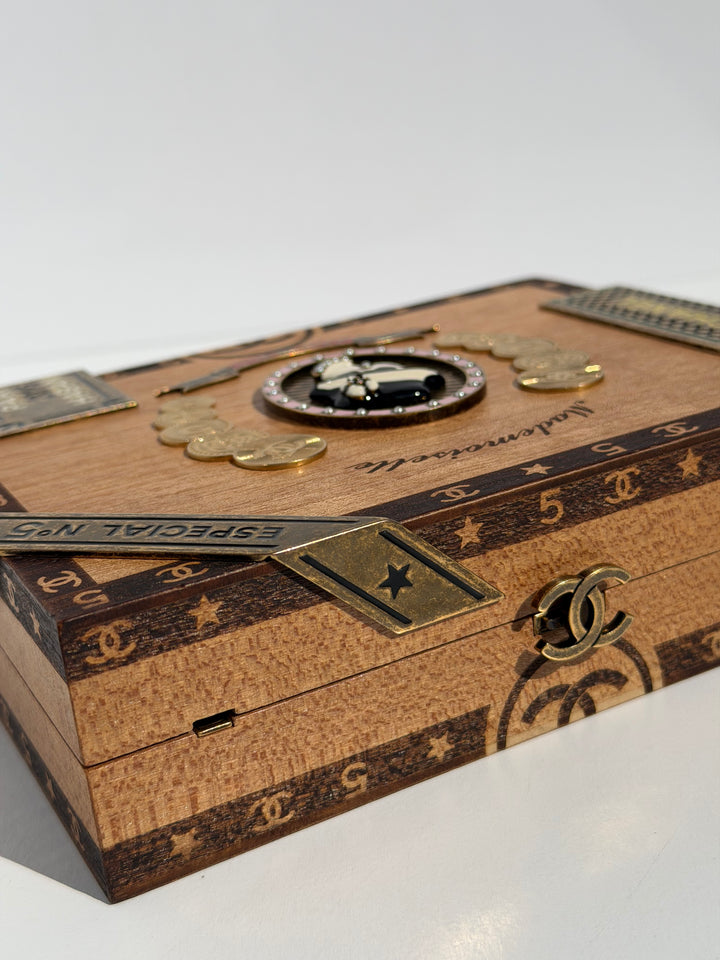 Chanel Havana By Night Cigar Box Minaudière 2017