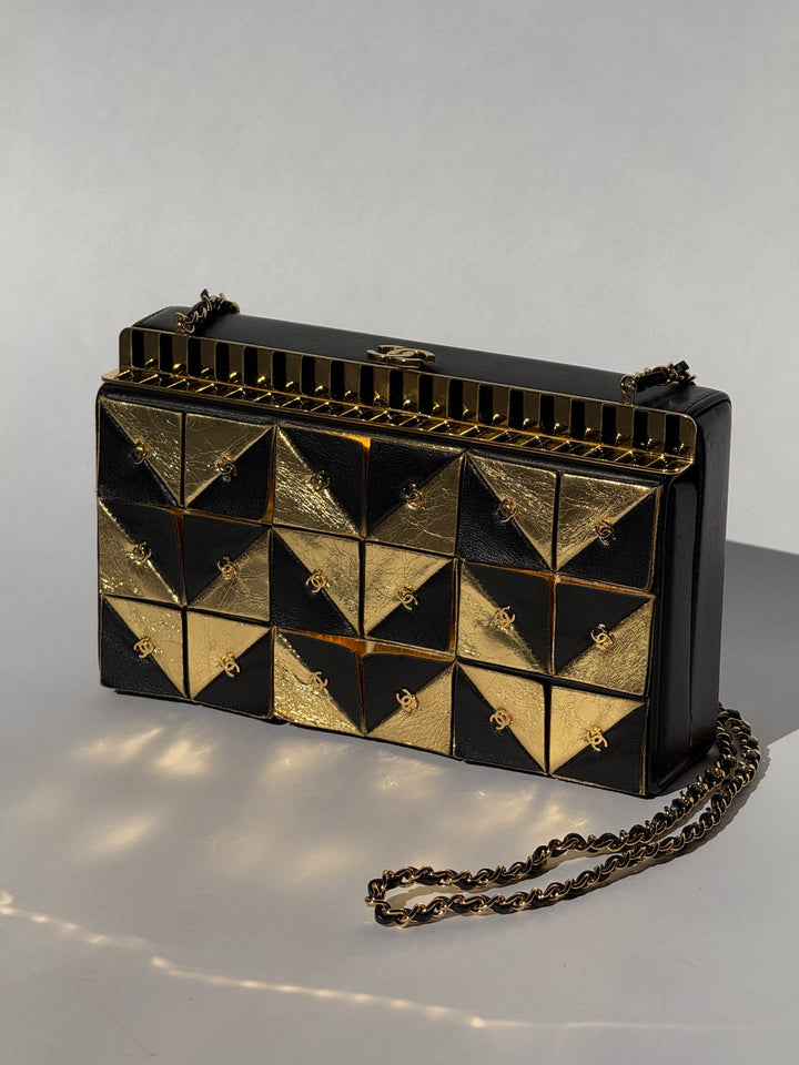 Chanel 19A Egypt Gold Lambskin Minaudiere Crossbody Black Gold 2019