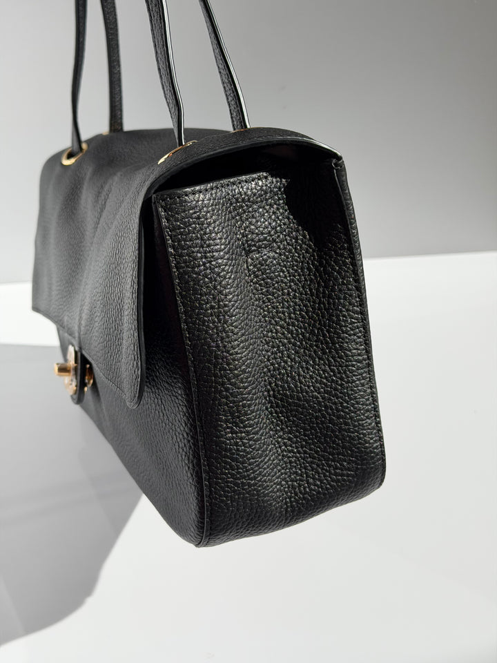 Chanel Maxi Flap Bag Black Souplissimo Grained Calfskin Gold Tone Hardware 2026