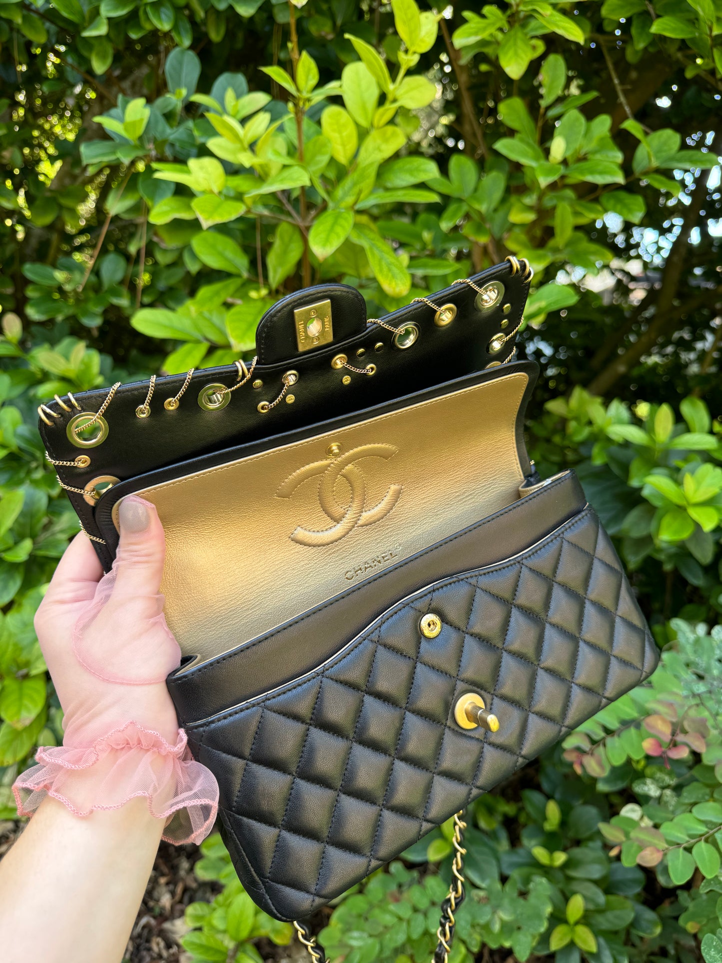 CHANEL 2019 PIERCING CHARMS BLACK MEDIUM CLASSIC DOUBLE FLAP BAG