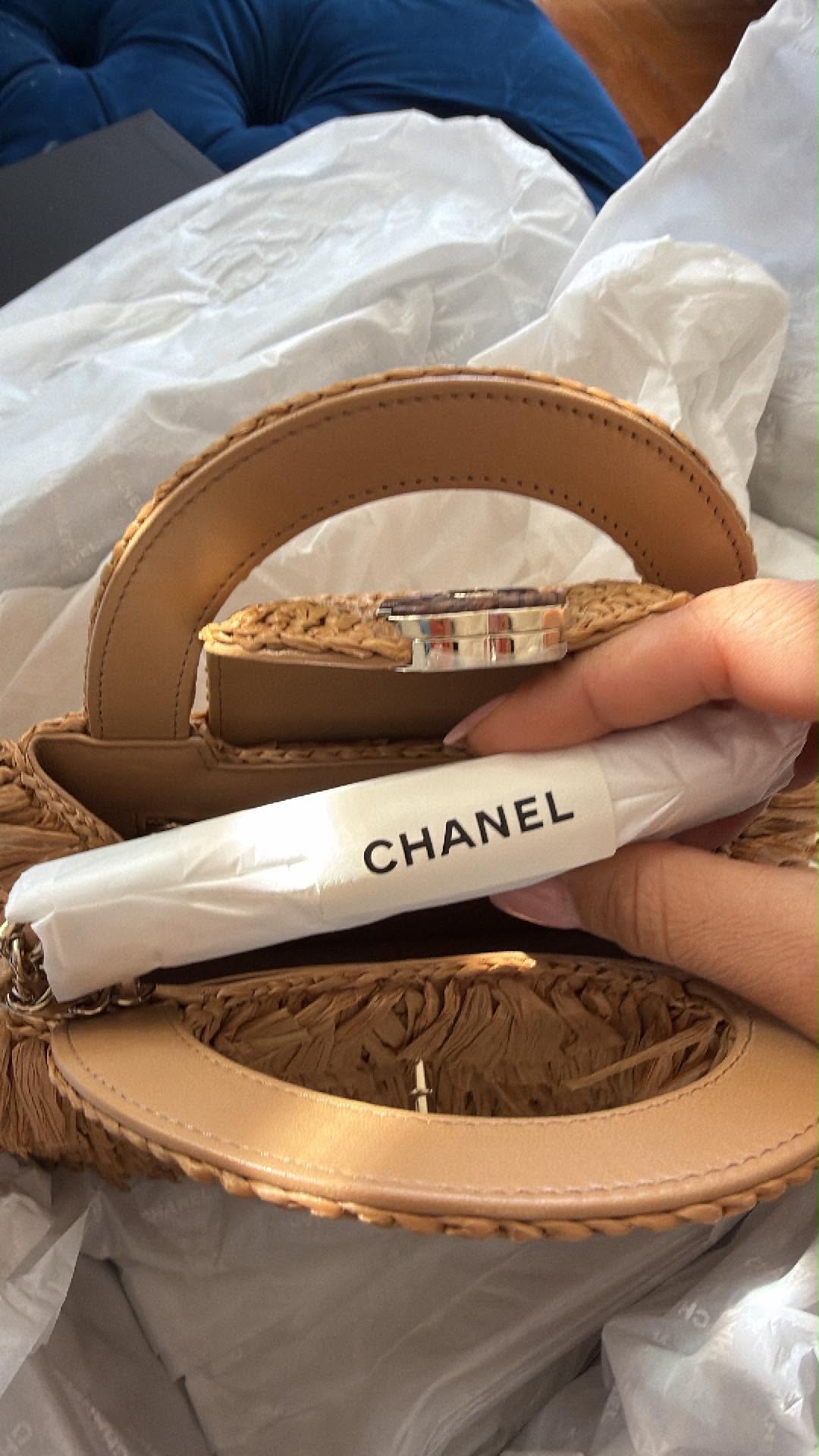 Chanel Mini Kelly Bag Dark Beige Raffia-Effect Fabric Fringe Gold Tone Hardware 2026