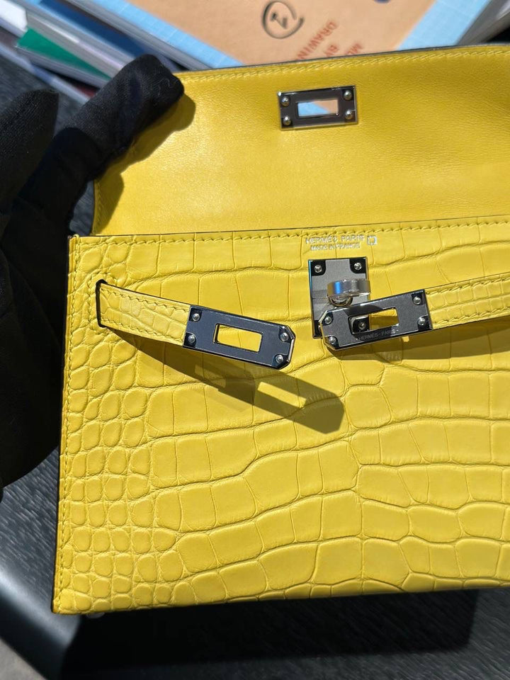 Hermès Mini Kelly 20 Alligator Mimosa Palladium Hardware