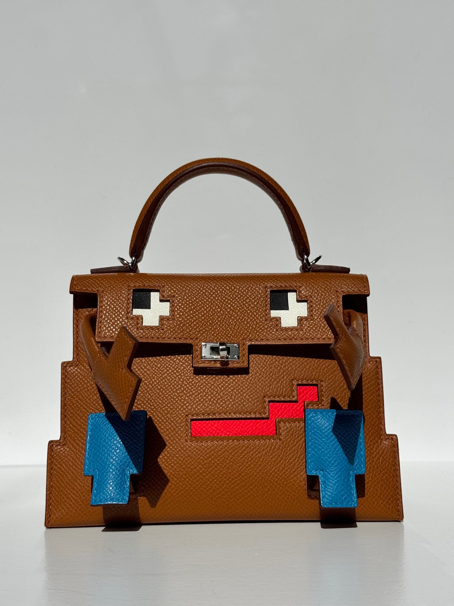 Hermes "Quelle Idolle" Gold Picto Kelly Doll