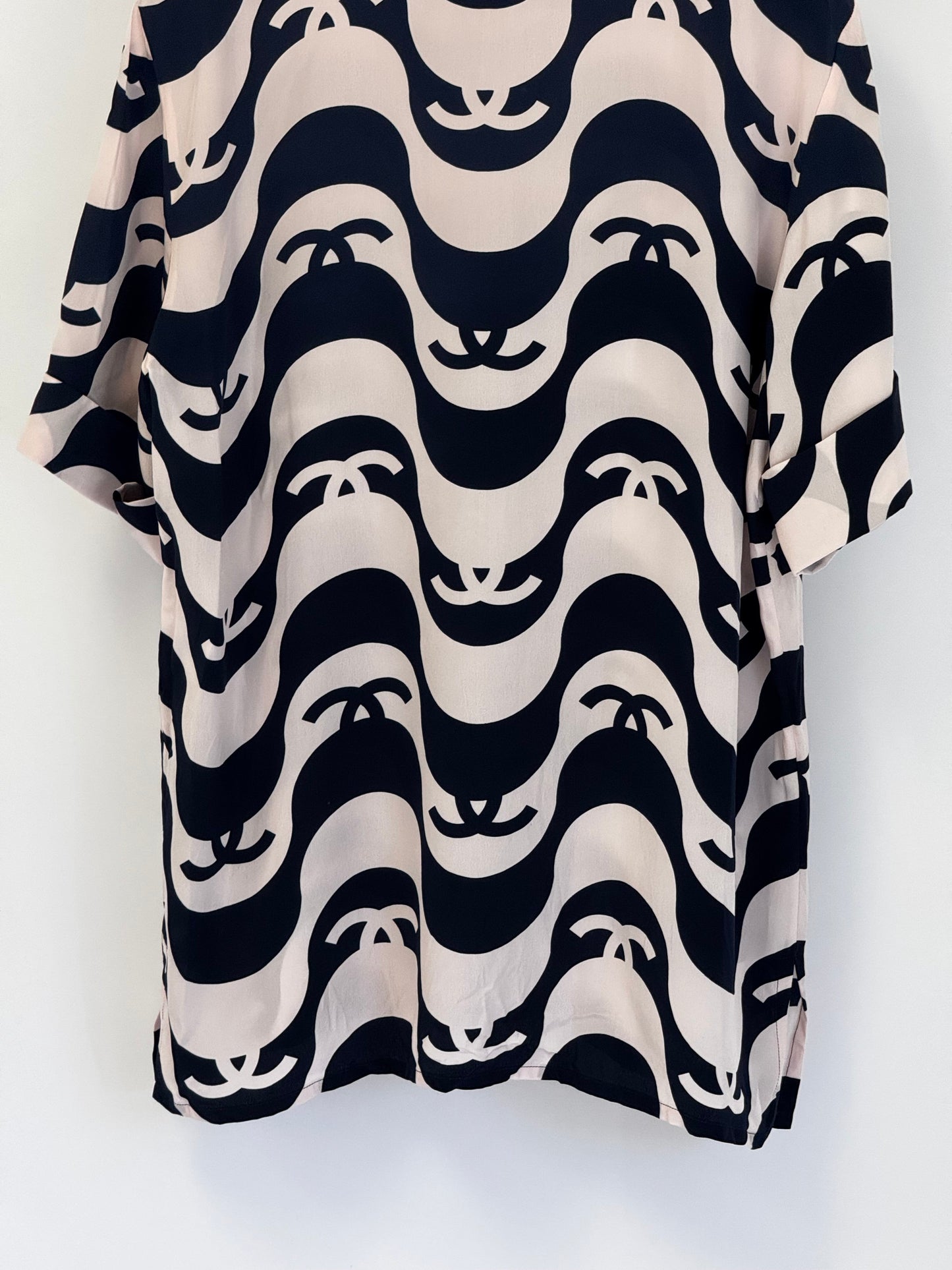 Chanel 2021 Black & White Silk Wave Shirt & Pants Set