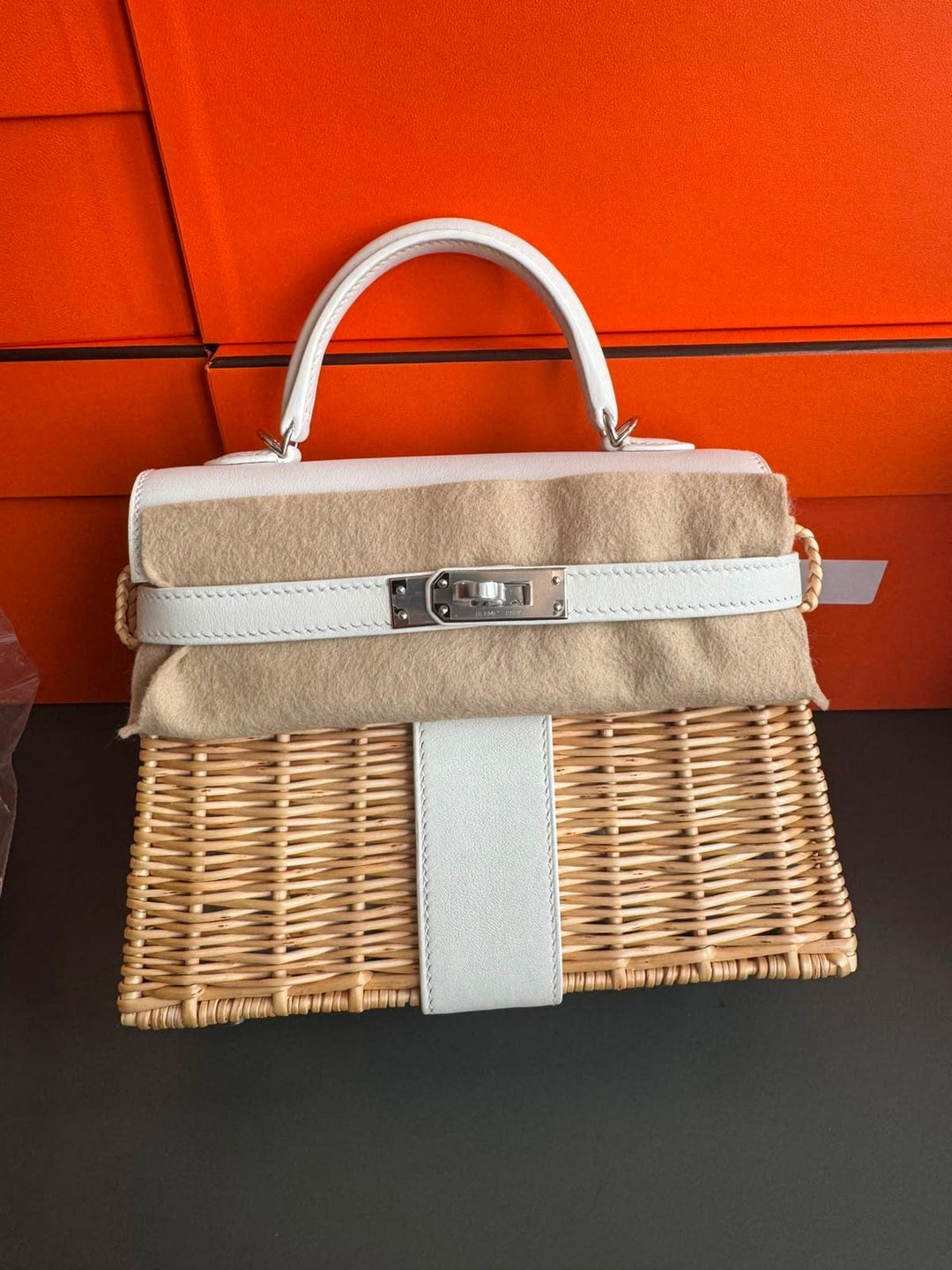 Hermès Mini Kelly Picnic Wicker New White Palladium Hardware 2020