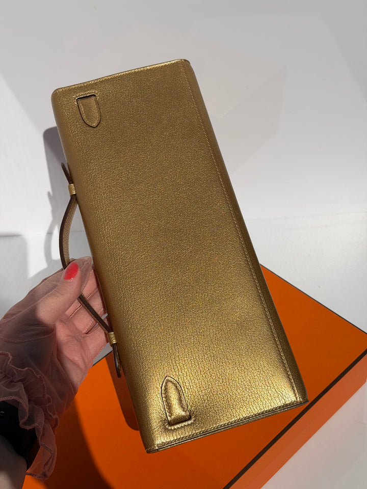 Hermes Kelly Cut Gold Metallic Chevre Dore