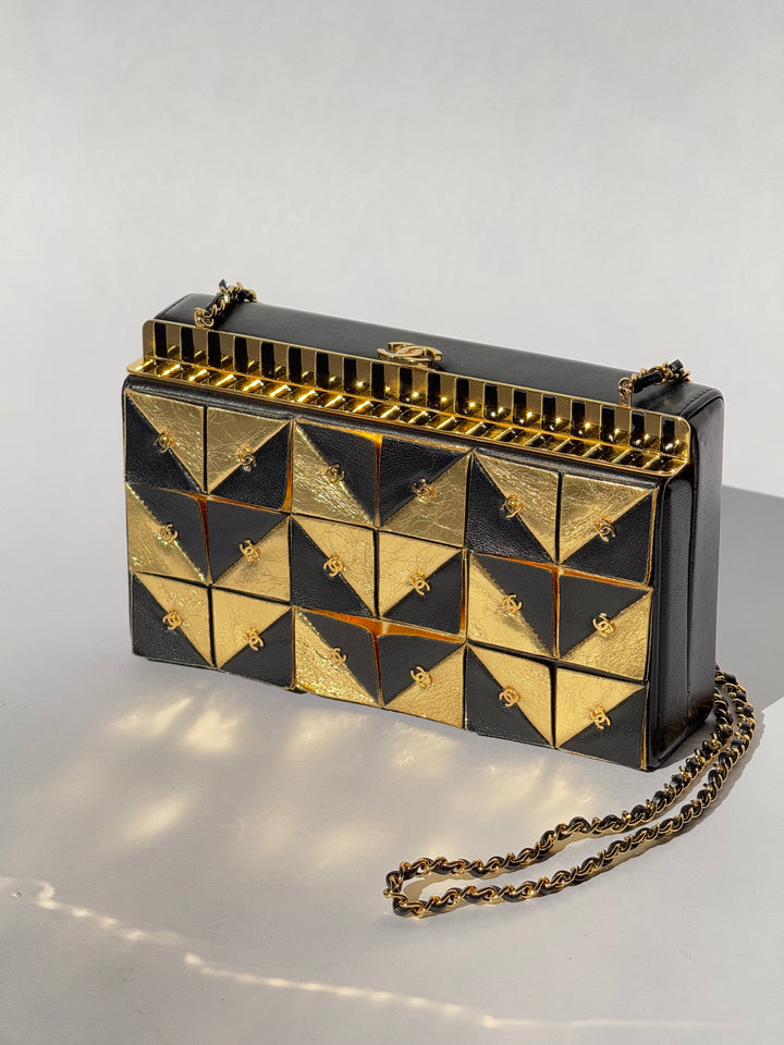 Chanel 19A Egypt Gold Lambskin Minaudiere Crossbody Black Gold 2019