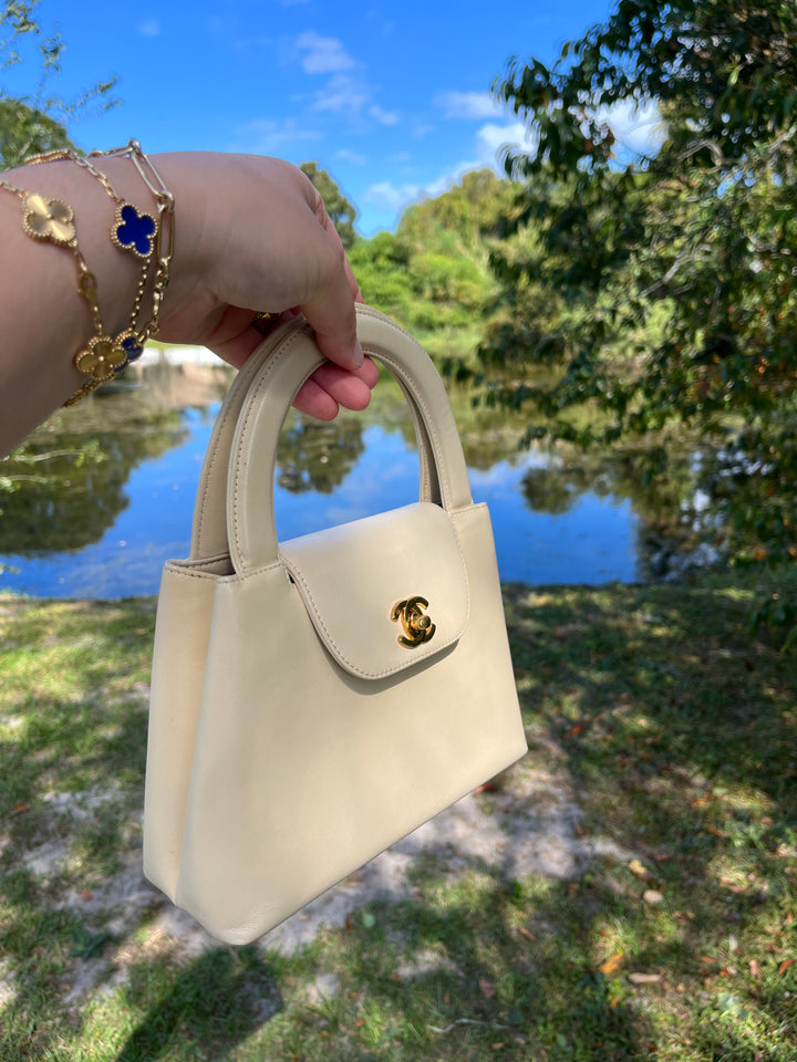 Chanel Vintage Mini Cream Lambskin Kelly Flap