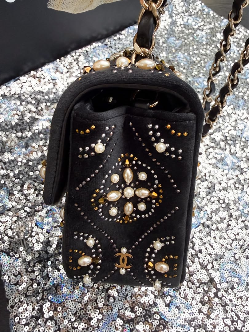 Chanel Pearl Strass CC Velvet Mini Flap Bag Black Velvet Light Gold Hardware 2021