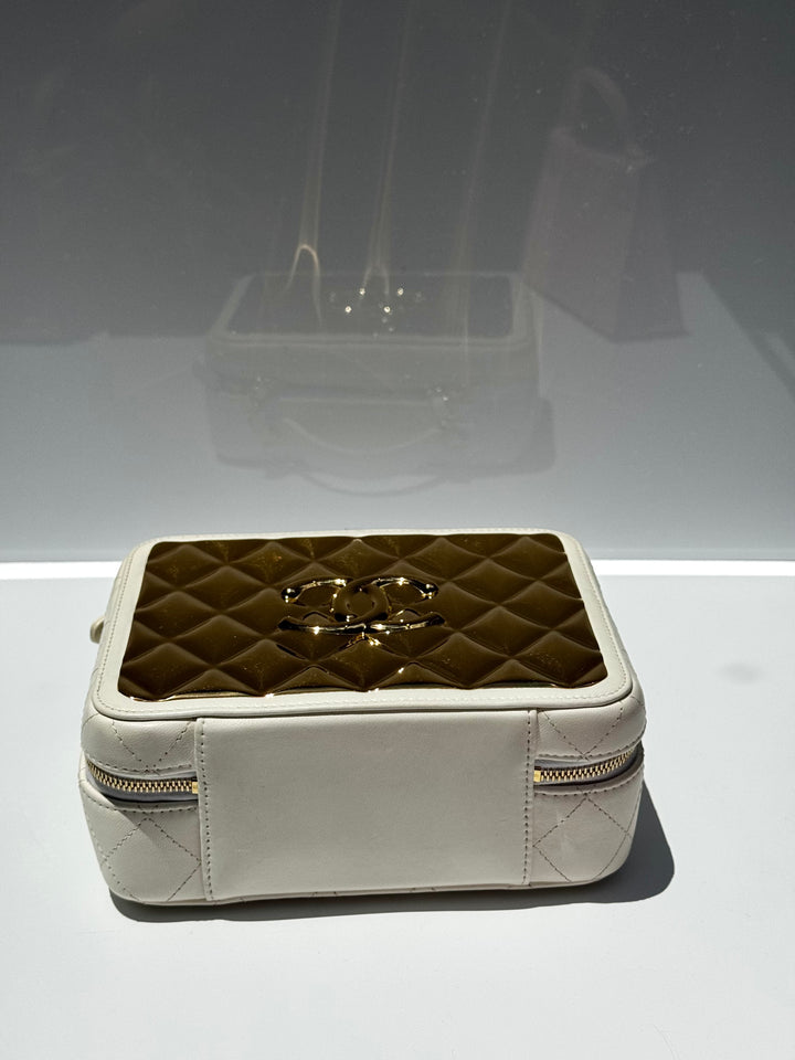 Chanel 21K Small White Lambskin Golden Plate Vanity Case