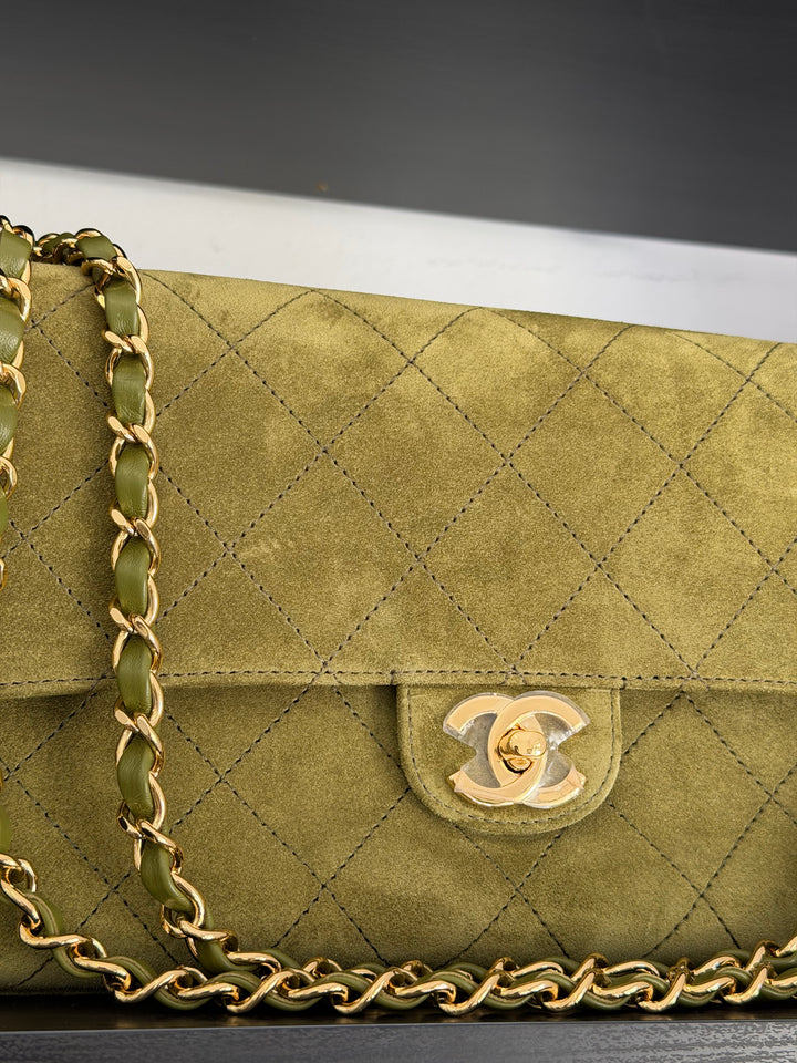 Chanel Maxi 32 Flap Bag Beige Souplissimo Suede Calfskin Gold Tone Hardware 2026