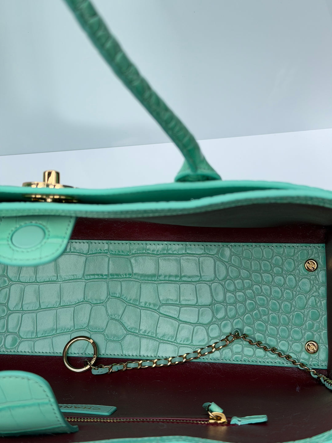 Chanel Small Shopping Bag Crocodile Embossed Calfskin Green 2026
