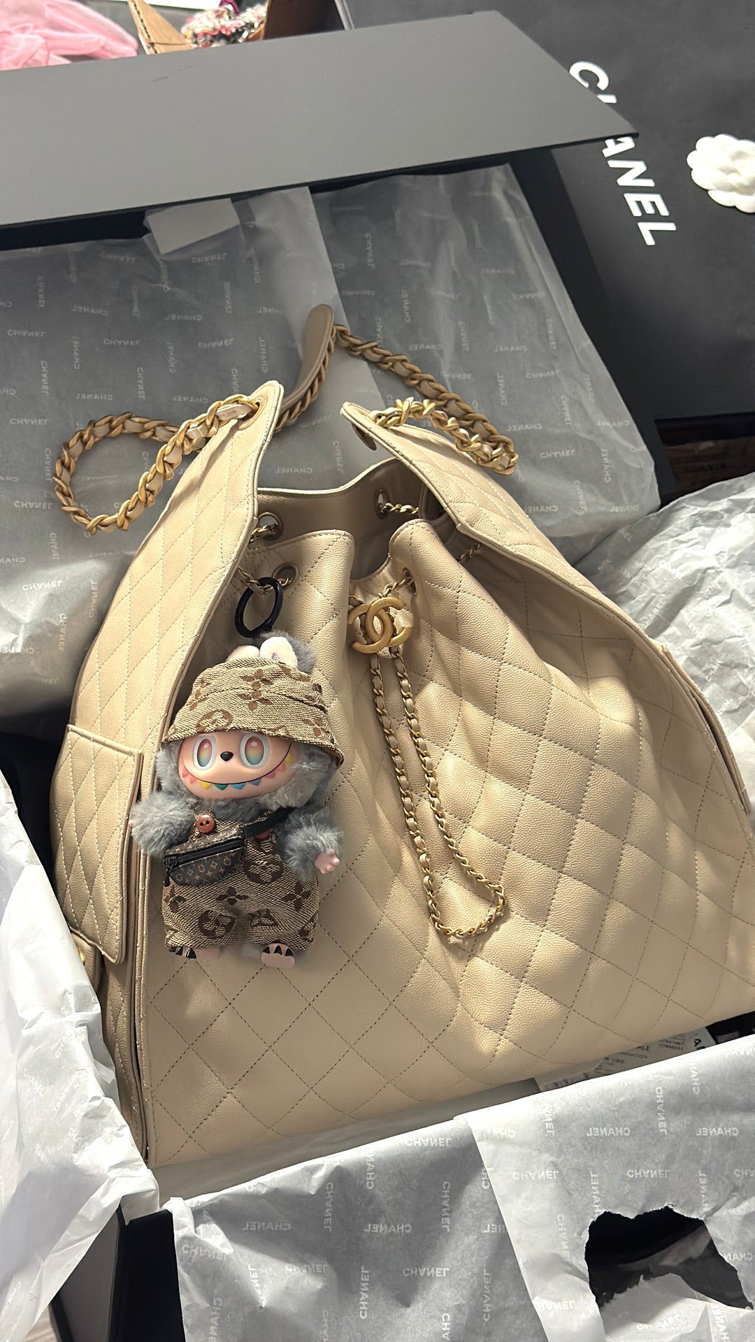 Chanel 25 Light Beige Medium Caviar Hobo Bag