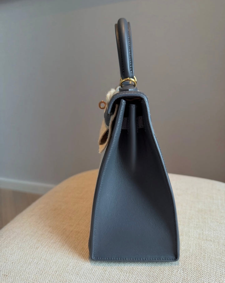 Hermès Limited Edition Ardoise Swift and Ecru Toile Kelly 25 Sellier Gold Hardware 2025