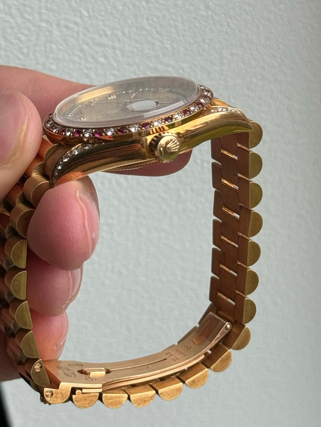 Vintage 1990 Rolex Day-Date 36mm Yellow Gold, Ruby String Dial Diamond Watch